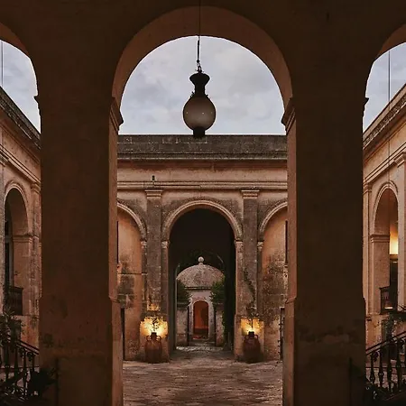 Guest house Palazzo Daniele, A Member Of Design Gagliano del Capo